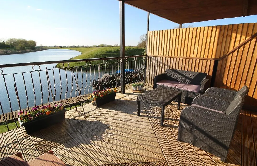 Waterside Escapes-1